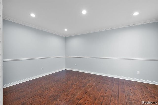 4058 Colonial Boulevard, Troy, MI 48085