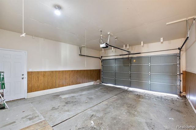 4058 Colonial Boulevard, Troy, MI 48085