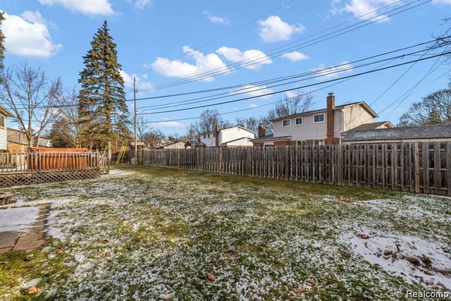 4058 Colonial Boulevard, Troy, MI 48085