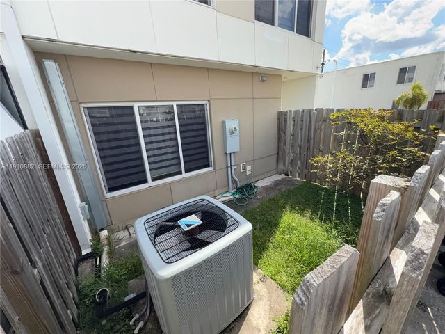 25855 SW 139th Ct, Homestead, FL 33032