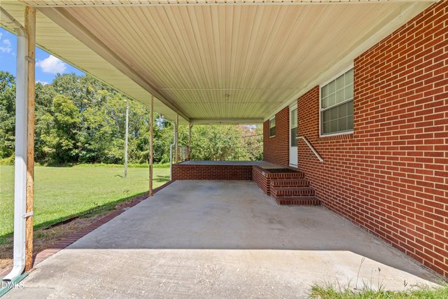2307 Us 70-a E, Pine Level, NC 27568