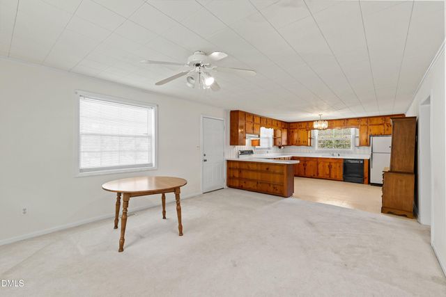 2307 Us 70-a E, Pine Level, NC 27568