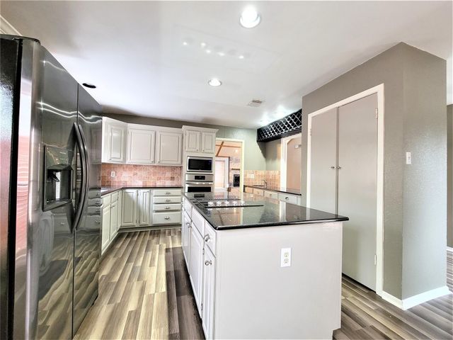 13122 Waldemere Drive, Houston, TX 77077