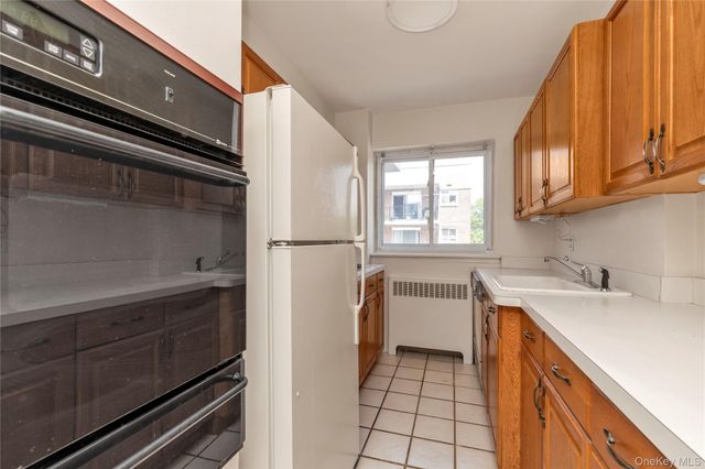 200 Atlantic Avenue 209, Lynbrook, NY 11563