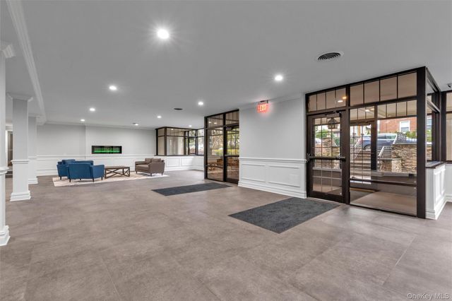 200 Atlantic Avenue 209, Lynbrook, NY 11563