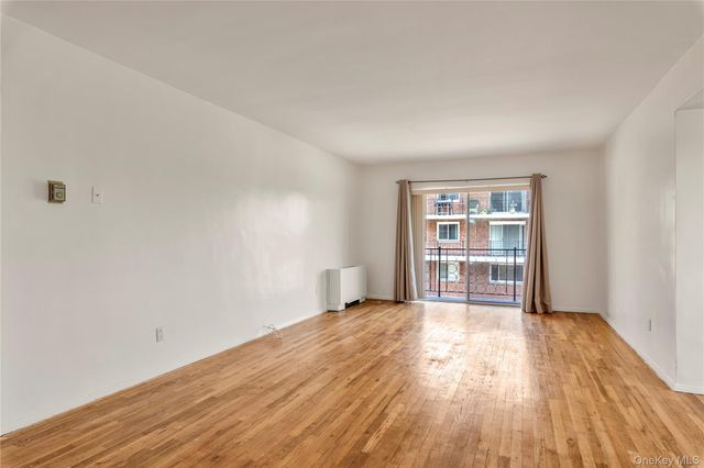200 Atlantic Avenue 209, Lynbrook, NY 11563