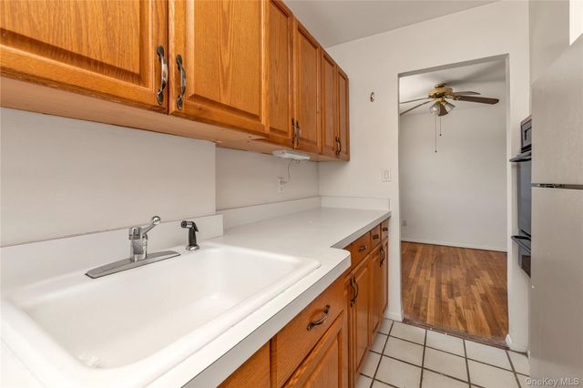 200 Atlantic Avenue 209, Lynbrook, NY 11563