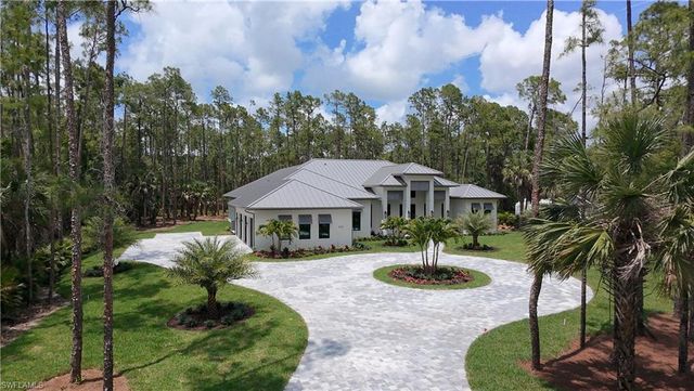 5025 Boxwood WAY, Naples, FL 34116