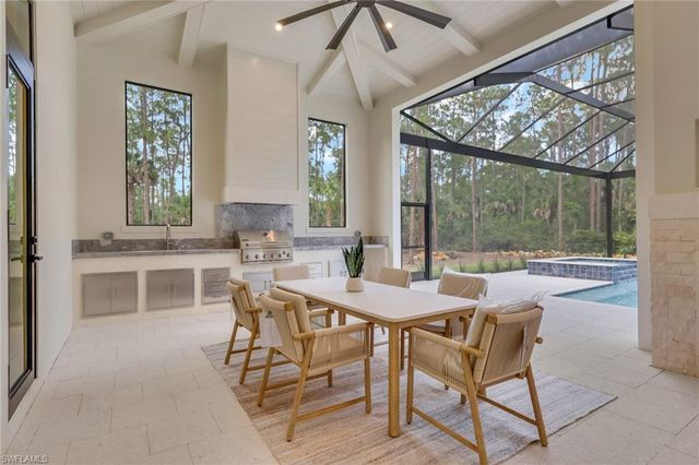 5025 Boxwood WAY, Naples, FL 34116