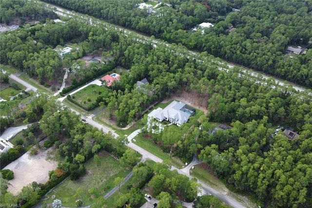 5025 Boxwood WAY, Naples, FL 34116