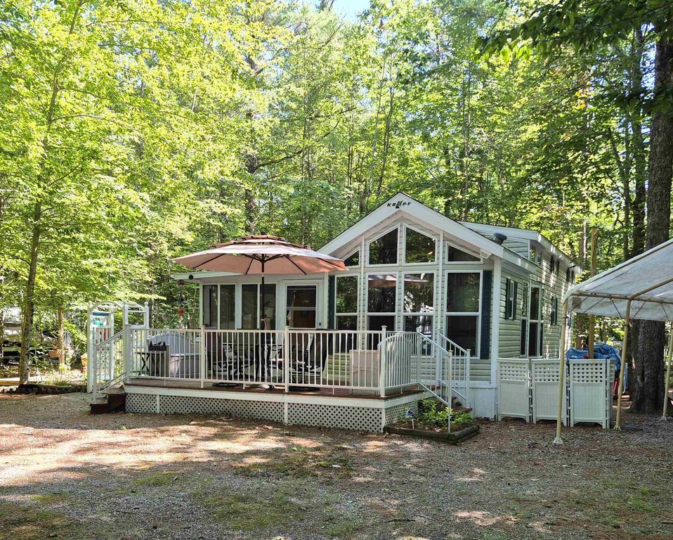 40 Pine Road, Wakefield, NH 03830