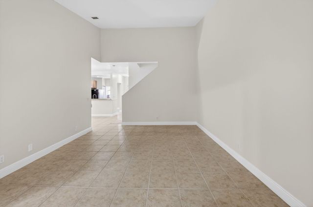 6410 Park Lake Circle, Boynton Beach, FL 33437