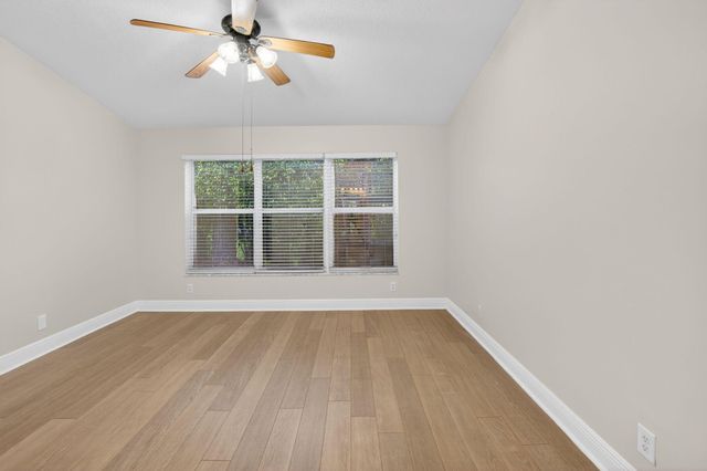 6410 Park Lake Circle, Boynton Beach, FL 33437