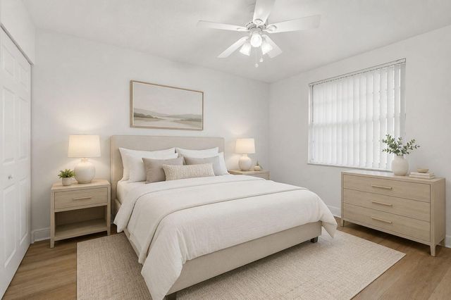 6410 Park Lake Circle, Boynton Beach, FL 33437