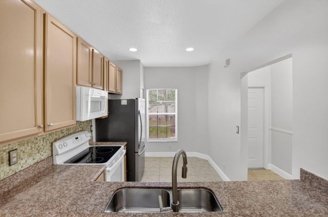 6410 Park Lake Circle, Boynton Beach, FL 33437