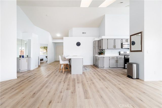 2160 Mariposa Court, San Jacinto, CA 92583