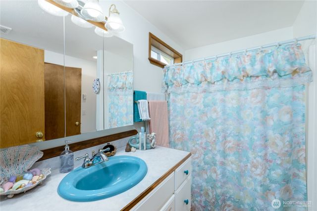 343 W Hemlock, Sequim, WA 98382