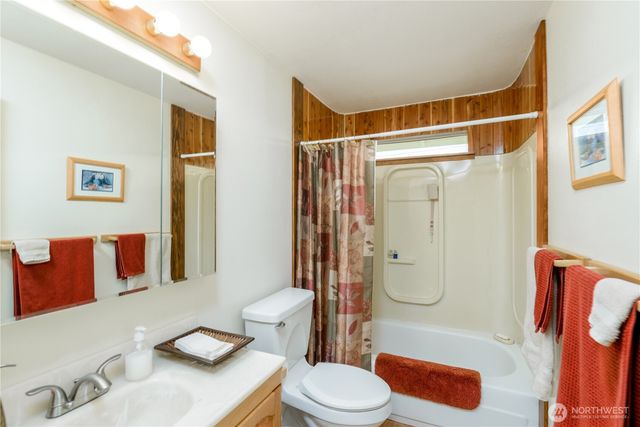 343 W Hemlock, Sequim, WA 98382