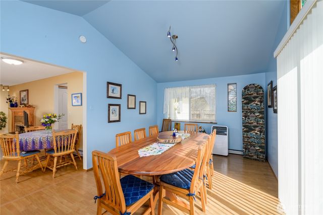 343 W Hemlock, Sequim, WA 98382