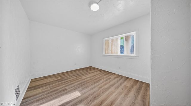 511 Brown Street, Akron, OH 44311