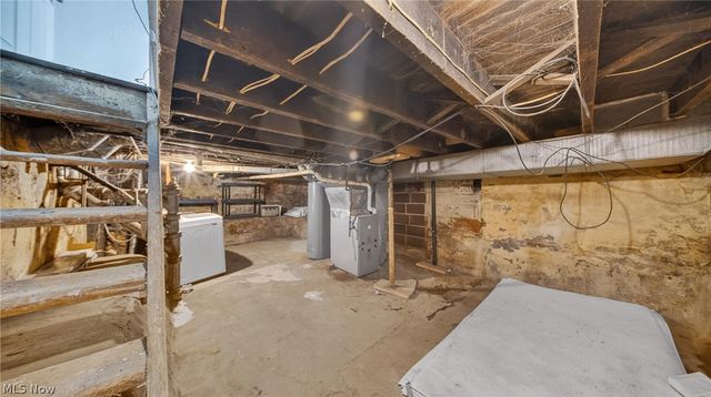 511 Brown Street, Akron, OH 44311