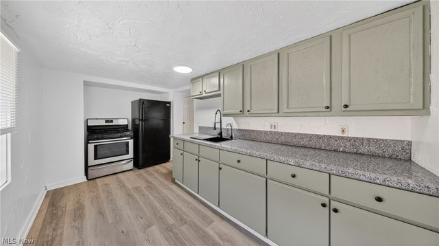 511 Brown Street, Akron, OH 44311