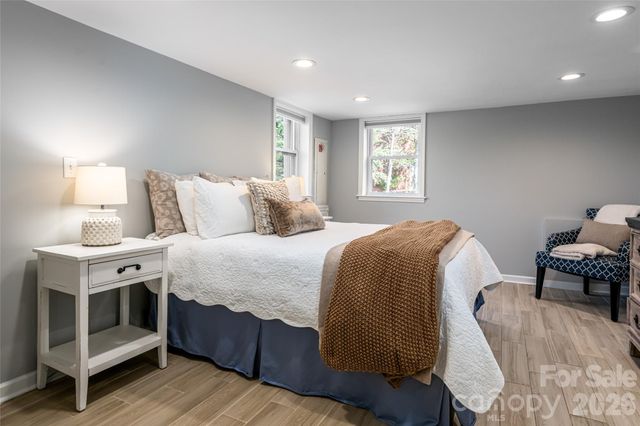 180 Marlborough Road, Asheville, NC 28804