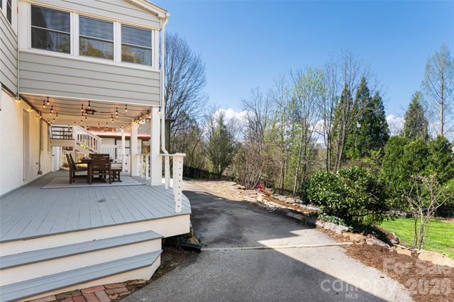 180 Marlborough Road, Asheville, NC 28804