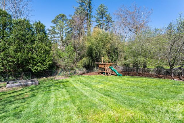 180 Marlborough Road, Asheville, NC 28804