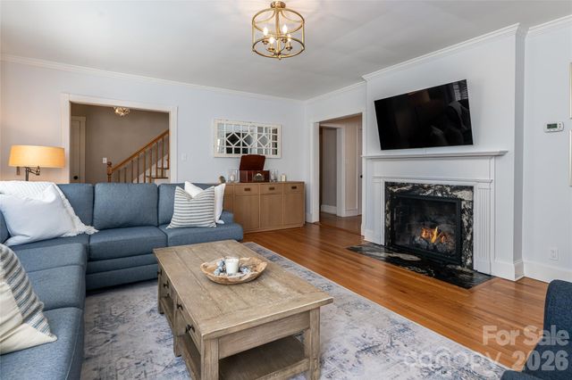 180 Marlborough Road, Asheville, NC 28804