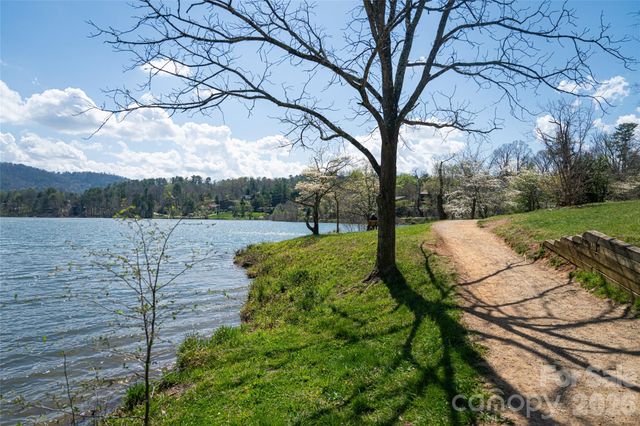 180 Marlborough Road, Asheville, NC 28804