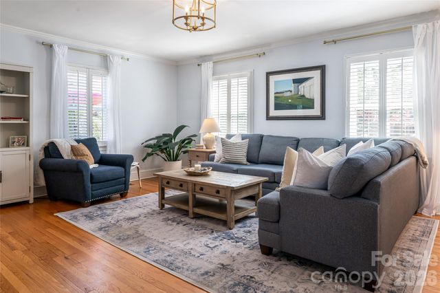 180 Marlborough Road, Asheville, NC 28804