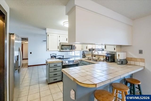 4915 Wagon Rim Ct SE, Salem, OR 97317