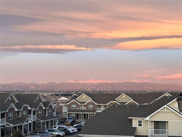 5694 N Gibralter Way 306, Aurora, CO 80019