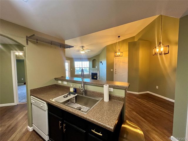 5694 N Gibralter Way 306, Aurora, CO 80019