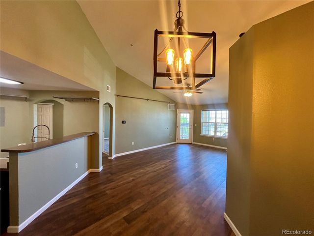 5694 N Gibralter Way 306, Aurora, CO 80019
