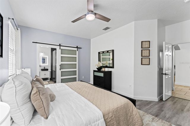 3351 MORELYN CREST CIRCLE, Orlando, FL 32828