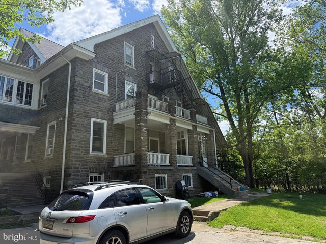 31 W MILL RD, Flourtown, PA 19031