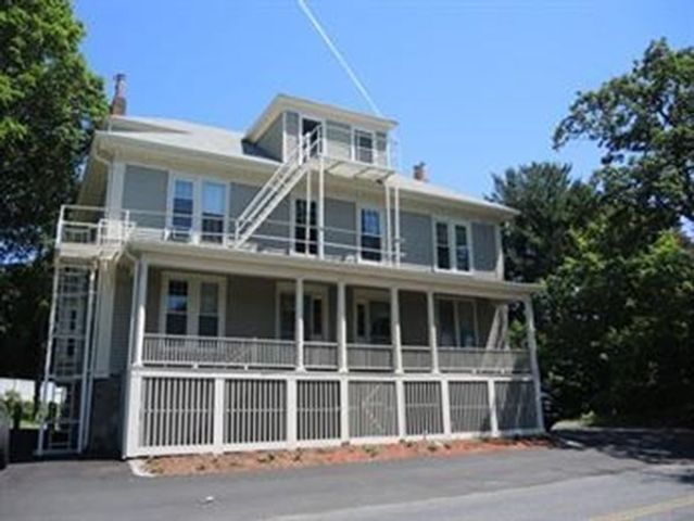 63 Oak St B, Needham, MA 02492