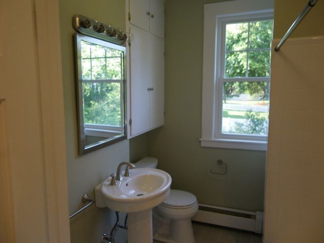 63 Oak St B, Needham, MA 02492