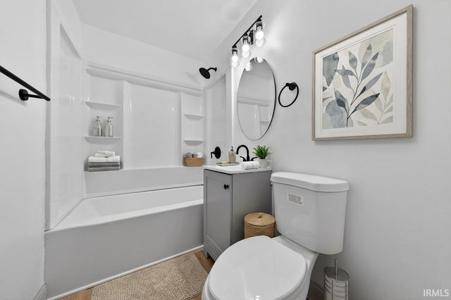 600 W 11TH Street, Jonesboro, IN 46938