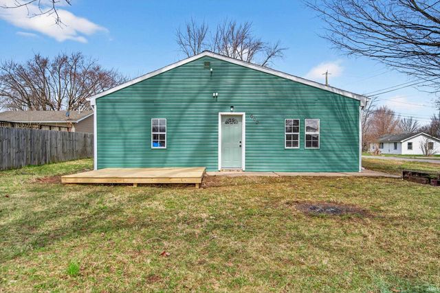 600 W 11TH Street, Jonesboro, IN 46938