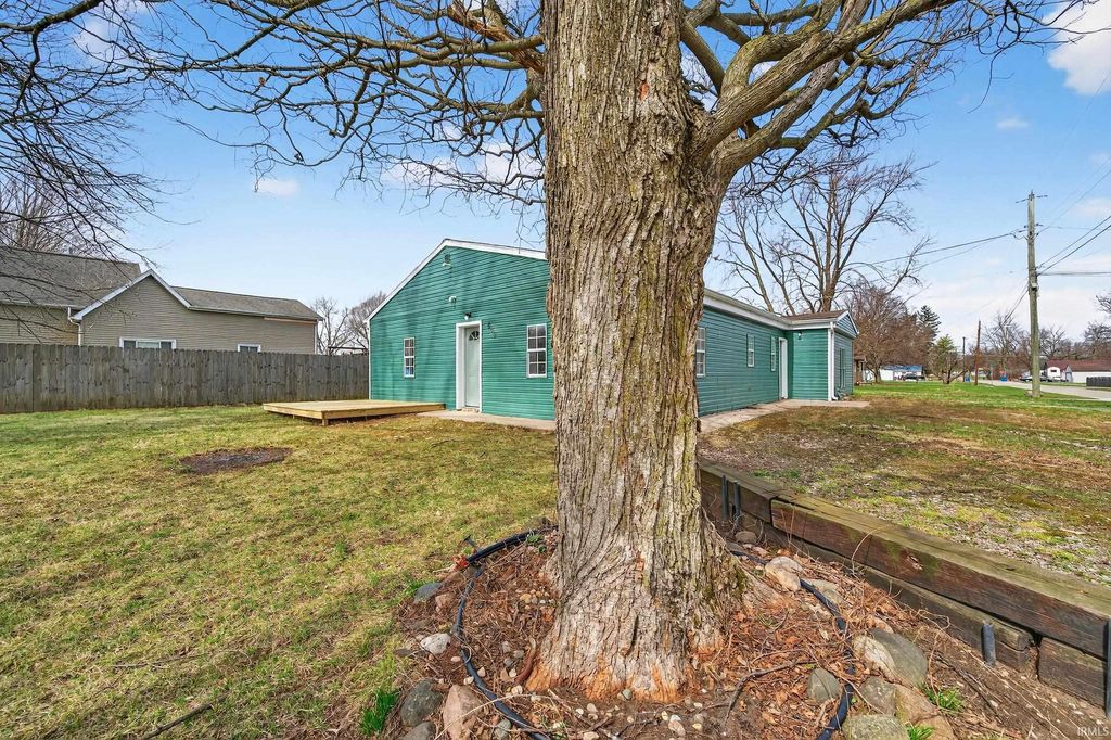 600 W 11TH Street, Jonesboro, IN 46938