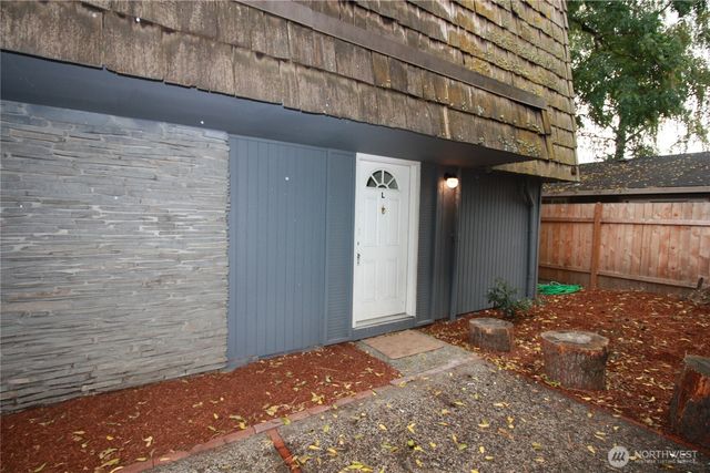 1903 W 31st Street, Vancouver, WA 98660