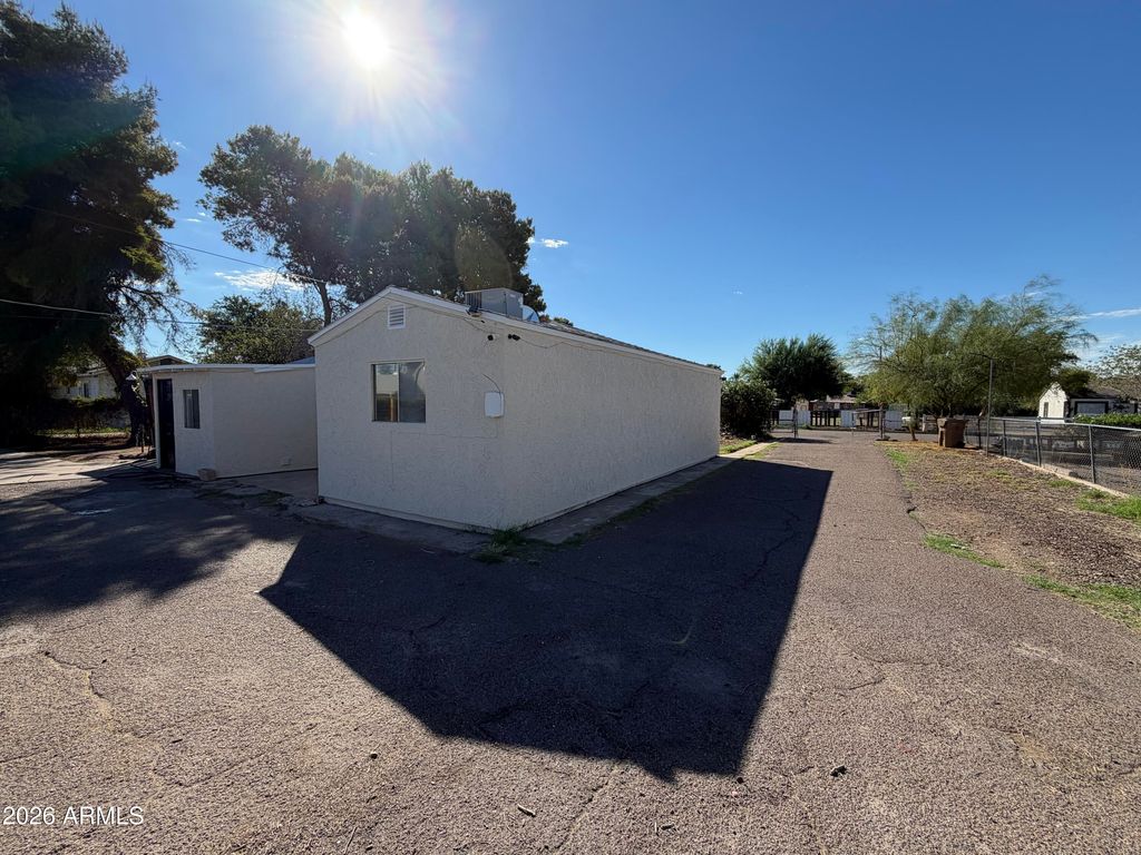 2230 W MORTEN Avenue, Phoenix, AZ 85021 — photo 3