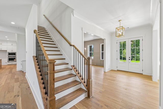 9155 Greenway Court, Gainesville, GA 30506