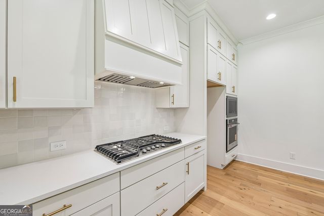 9155 Greenway Court, Gainesville, GA 30506