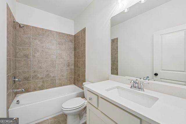 9155 Greenway Court, Gainesville, GA 30506
