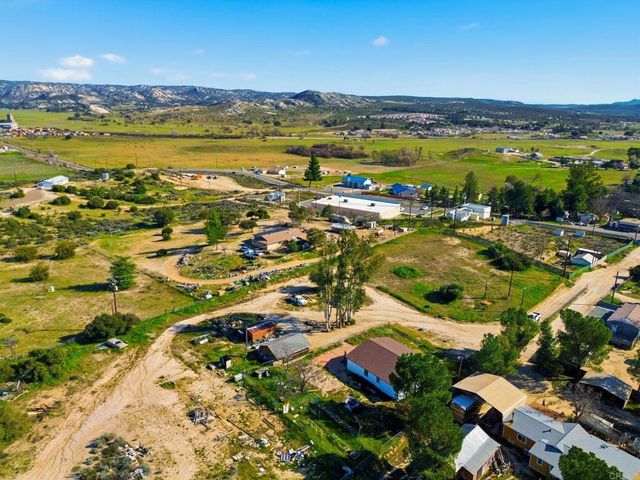 1397 Dewey Pl, Campo, CA 91906