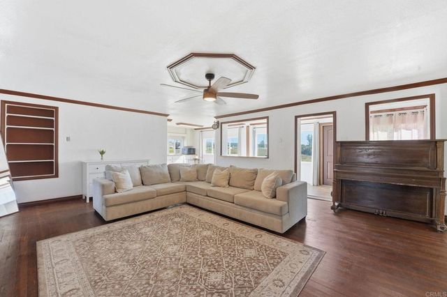 1397 Dewey Pl, Campo, CA 91906